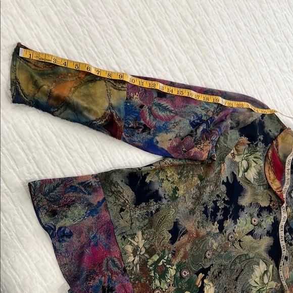 Multicolor Long Sleeve Top - Picture 7 of 9